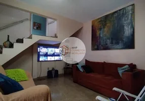 Foto 1 de Sobrado com 4 Quartos à venda, 120m² em Porto Novo, São Gonçalo