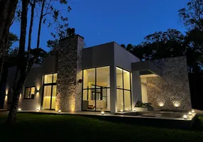 Foto 1 de Casa de Condomínio com 3 Quartos à venda, 400m² em Mato Queimado, Gramado