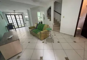 Foto 1 de Casa de Condomínio com 2 Quartos à venda, 90m² em Jardim Três Marias, Guarujá
