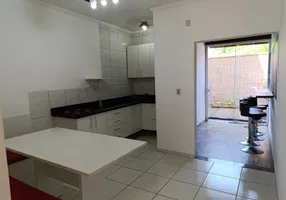 Foto 1 de Casa de Condomínio com 2 Quartos à venda, 76m² em Jardim Jacinto, Jacareí