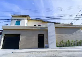 Foto 1 de Casa com 4 Quartos à venda, 410m² em Cidade dos Funcionários, Fortaleza