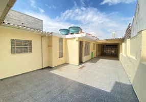 Foto 1 de Casa com 3 Quartos à venda, 100m² em Vila Ema, São Paulo