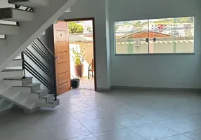 Foto 1 de Sobrado com 2 Quartos para alugar, 300m² em Vila Rosa, São Paulo