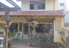 Foto 1 de Casa com 3 Quartos à venda, 172m² em Passo da Areia, Porto Alegre