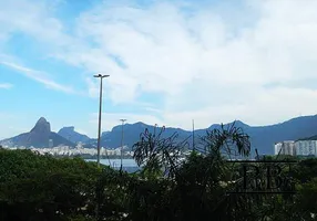 Foto 1 de Apartamento com 4 Quartos para venda ou aluguel, 266m² em Lagoa, Rio de Janeiro