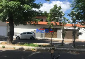 Foto 1 de Casa com 6 Quartos à venda, 327m² em Vila Velha, Fortaleza