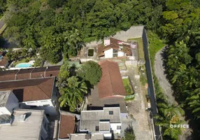 Foto 1 de Lote/Terreno à venda, 1215m² em Boa Vista, Joinville