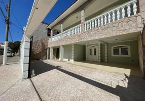 Foto 1 de Casa com 5 Quartos à venda, 250m² em Proximo Ao Centro, São Lourenço