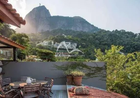 Foto 1 de Casa com 3 Quartos à venda, 660m² em Humaitá, Rio de Janeiro