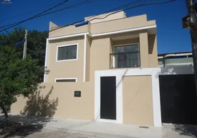 Foto 1 de Casa com 3 Quartos à venda, 160m² em Costazul, Rio das Ostras