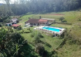 Foto 1 de Fazenda/Sítio com 4 Quartos à venda, 250m² em Colônia, São Paulo