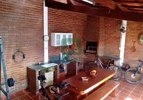 Foto 1 de Casa com 3 Quartos à venda, 300m² em Jaraguá, Uberlândia