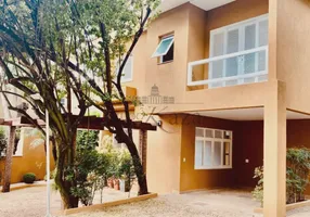 Foto 1 de Casa de Condomínio com 4 Quartos à venda, 255m² em Morumbi, São Paulo