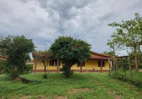 Foto 1 de Fazenda/Sítio com 3 Quartos à venda, 298m² em Chácaras Novo Hamburgo, Campo Limpo Paulista