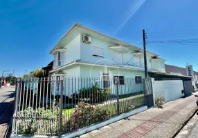 Foto 1 de Casa com 6 Quartos à venda, 311m² em Balneario do Estreito, Florianópolis