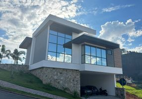 Foto 1 de Casa de Condomínio com 4 Quartos à venda, 365m² em Salvaterra, Juiz de Fora
