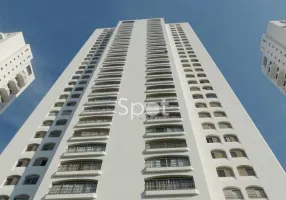 Foto 1 de Apartamento com 3 Quartos à venda, 205m² em Real Parque, São Paulo