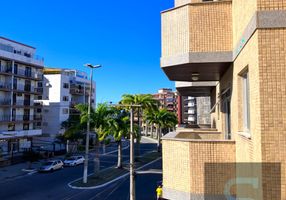 Foto 1 de Apartamento com 3 Quartos à venda, 120m² em Algodoal, Cabo Frio