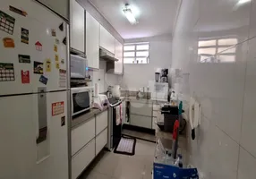 Foto 1 de Casa com 4 Quartos à venda, 173m² em Vila Scarpelli, Santo André