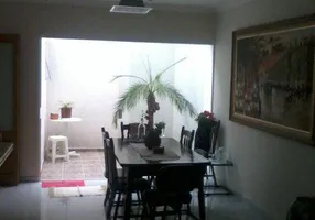 Foto 1 de Casa de Condomínio com 4 Quartos à venda, 192m² em Granja Julieta, São Paulo
