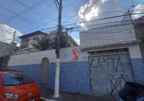 Foto 1 de Casa com 2 Quartos à venda, 137m² em Vila Invernada, São Paulo