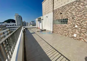Foto 1 de Cobertura com 2 Quartos à venda, 150m² em Praia das Pitangueiras, Guarujá
