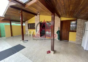 Foto 1 de Casa com 3 Quartos à venda, 180m² em Silop, Ubatuba