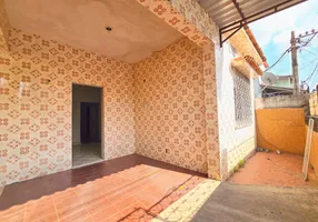 Foto 1 de Casa com 6 Quartos à venda, 300m² em Heliópolis, Belford Roxo