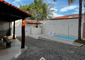 Foto 1 de Casa com 4 Quartos à venda, 360m² em Vila Mauricéia, Montes Claros