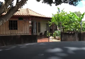 Foto 1 de Casa com 3 Quartos à venda, 103m² em Conjunto Habitacional Violim, Londrina