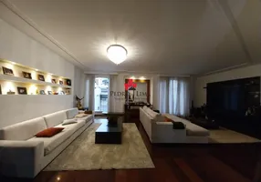 Foto 1 de Sobrado com 4 Quartos à venda, 160m² em Vila Rio Branco, São Paulo