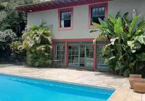 Foto 1 de Fazenda/Sítio com 3 Quartos à venda, 400m² em Morin, Petrópolis