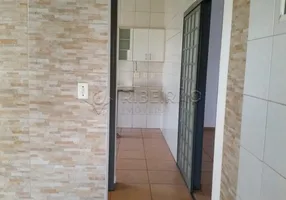 Foto 1 de Sobrado com 4 Quartos para alugar, 231m² em Alto da Boa Vista, Ribeirão Preto