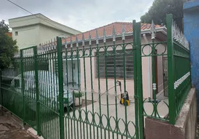 Foto 1 de Casa com 2 Quartos para alugar, 100m² em Vila Morse, São Paulo