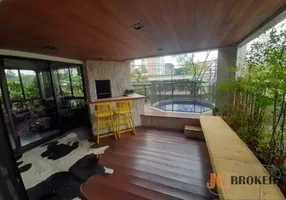 Foto 1 de Apartamento com 4 Quartos à venda, 210m² em Moema, São Paulo