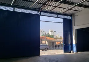 Foto 1 de Galpão/Depósito/Armazém para alugar, 385m² em Vila Santa Catarina, São Paulo
