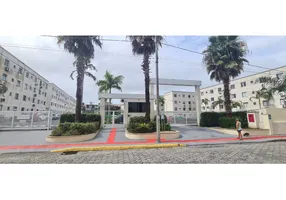 Foto 1 de Apartamento com 2 Quartos para alugar, 48m² em Roçado, São José