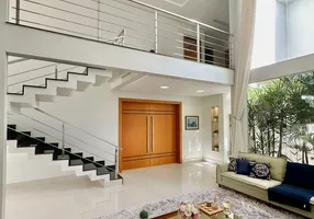 Foto 1 de Casa de Condomínio com 4 Quartos à venda, 380m² em Residencial Anaville, Anápolis