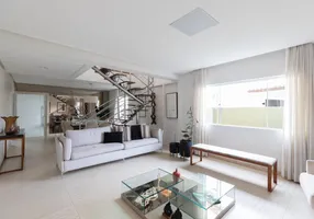 Foto 1 de Casa de Condomínio com 4 Quartos à venda, 260m² em Piatã, Salvador