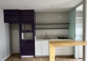 Foto 1 de Apartamento com 2 Quartos à venda, 61m² em Ponta de Baixo, São José