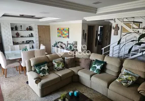 Foto 1 de Apartamento com 3 Quartos à venda, 241m² em Recreio Dos Bandeirantes, Rio de Janeiro