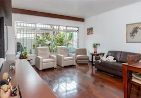 Foto 1 de Casa com 3 Quartos à venda, 210m² em Vila Congonhas, São Paulo