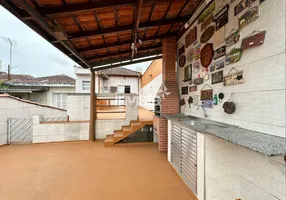 Foto 1 de Casa com 4 Quartos à venda, 140m² em Vila Belmiro, Santos