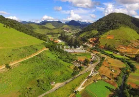 Foto 1 de Lote/Terreno à venda, 900m² em Venda Nova, Teresópolis