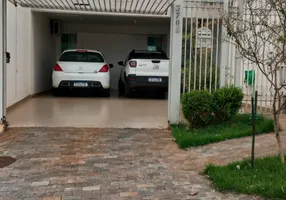 Foto 1 de Sobrado com 2 Quartos à venda, 192m² em Jardim Novo Horizonte, Maringá