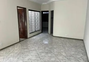 Foto 1 de Casa com 2 Quartos à venda, 100m² em Caminho Das Árvores, Salvador