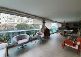 Foto 1 de Apartamento com 4 Quartos à venda, 208m² em Aclimação, São Paulo