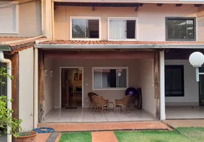Foto 1 de Casa de Condomínio com 3 Quartos à venda, 170m² em Setor Sudoeste, Goiânia