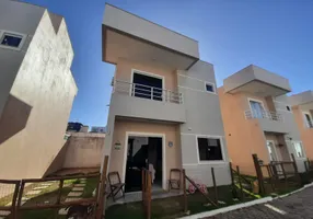 Foto 1 de Casa de Condomínio com 2 Quartos para venda ou aluguel, 75m² em Catu de Abrantes, Camaçari