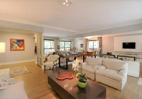 Foto 1 de Apartamento com 4 Quartos à venda, 236m² em Itaim Bibi, São Paulo